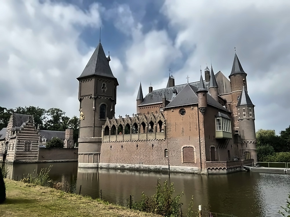 Kasteel Heeswijk — my photo 3