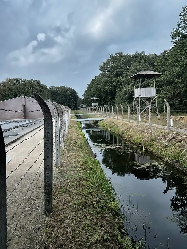 Kasteel Maurick (Vught) — my photo 3