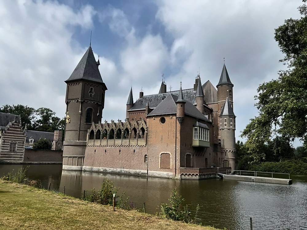 Kasteel Heeswijk — my photo 6