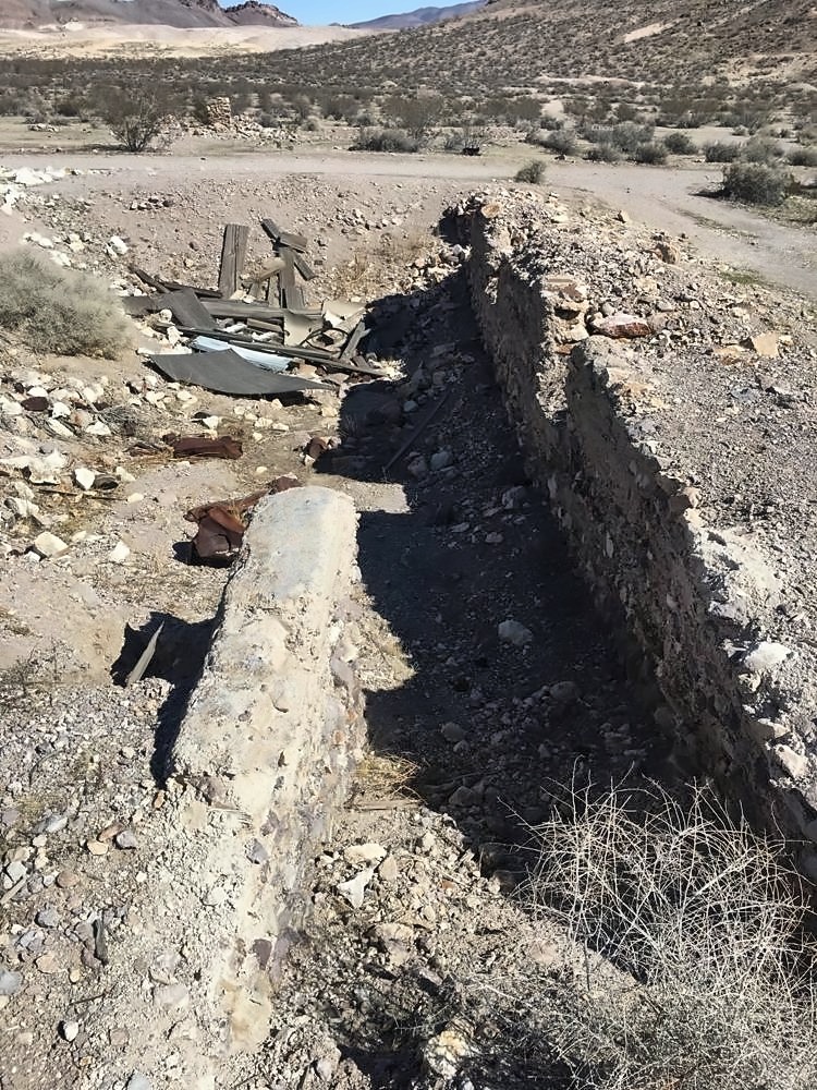 Rhyolite β my photo 89