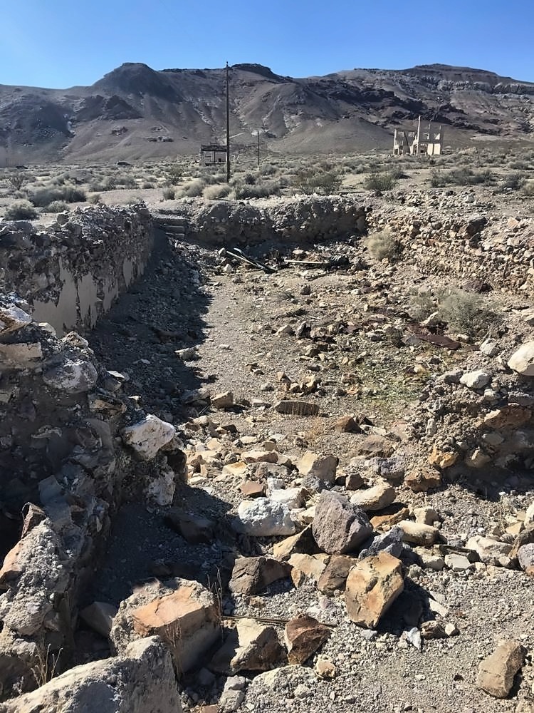 Rhyolite β my photo 71