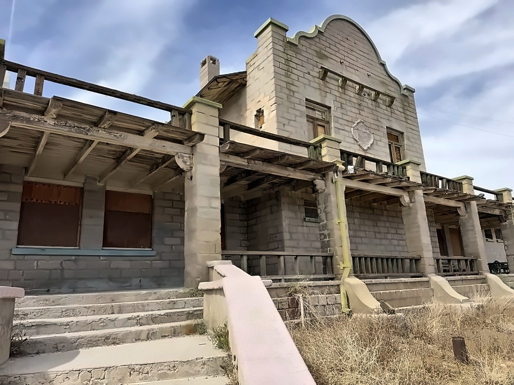 Rhyolite β my photo 36