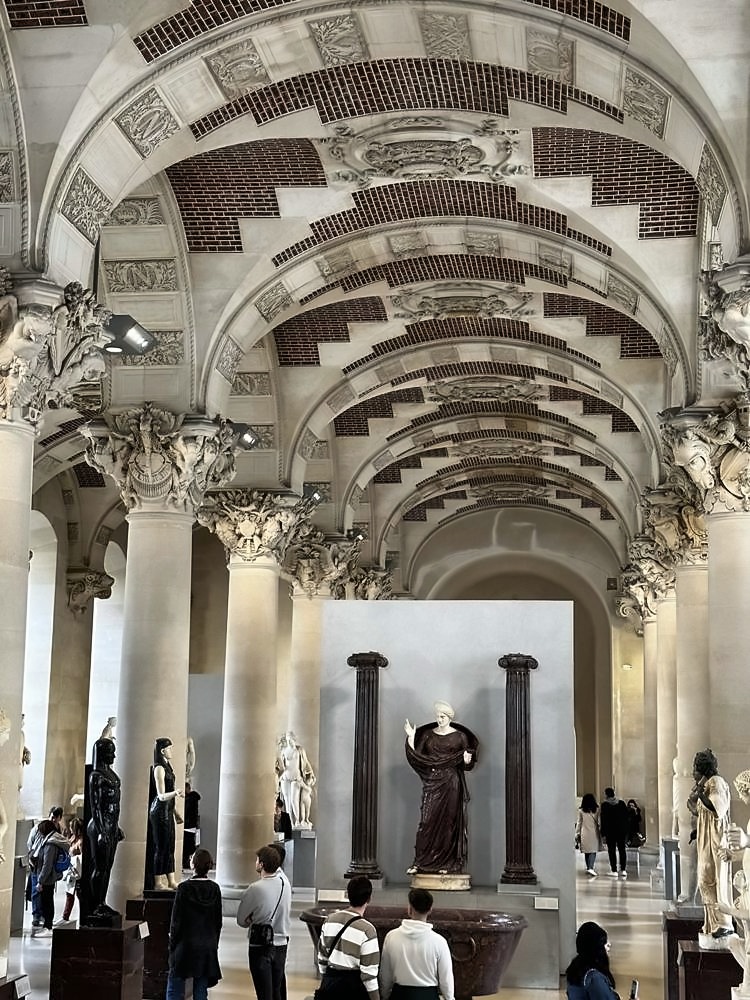 Louvre Museum