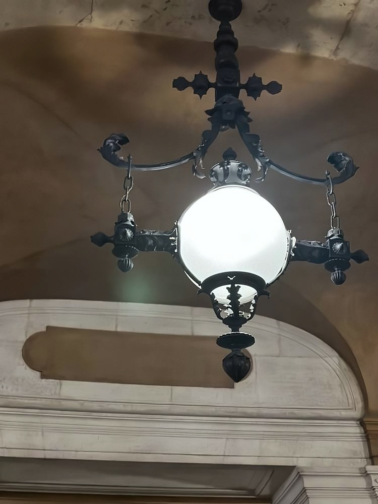 Louvre Museum
