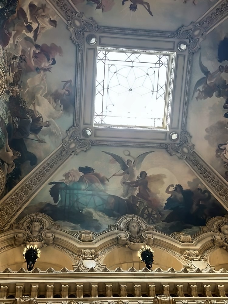 Louvre Museum