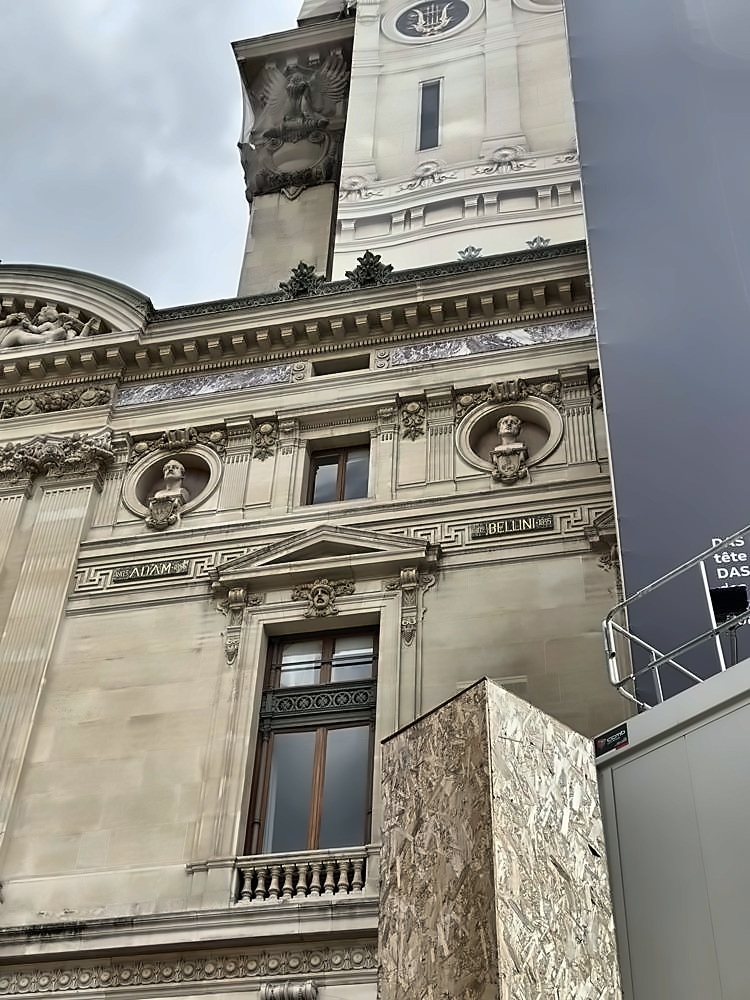 Louvre Museum