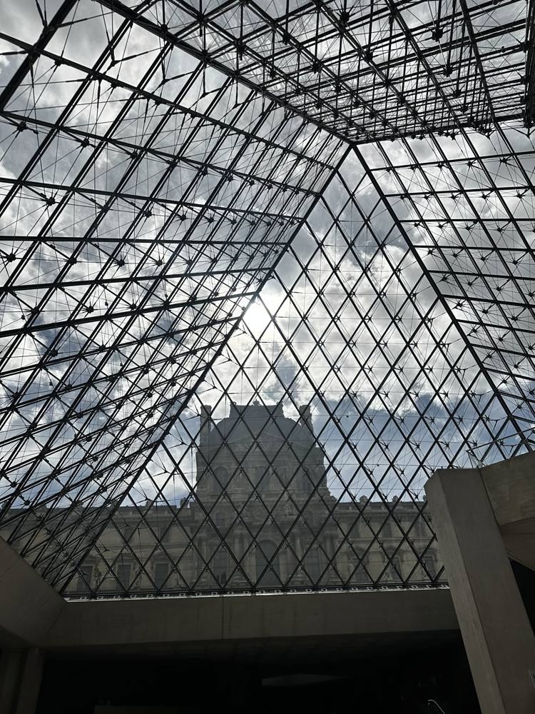Louvre Museum