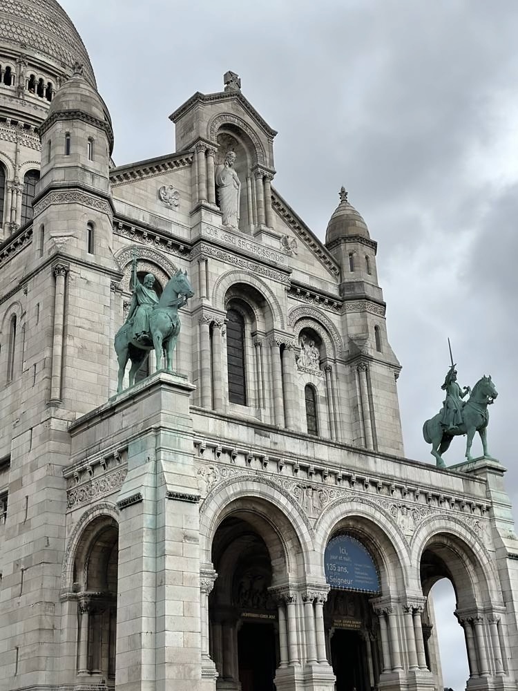 Sacré-Cœur & Montmartre