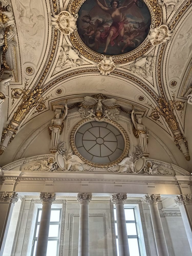 Louvre Museum