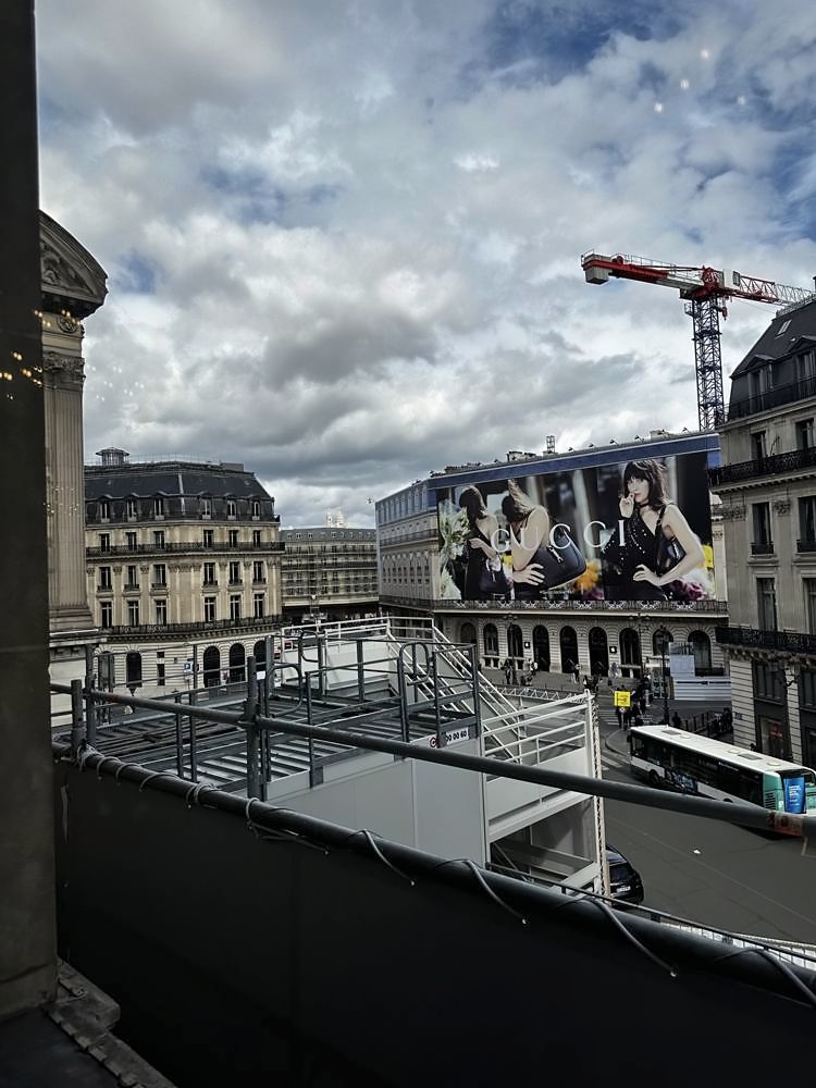 Louvre Museum