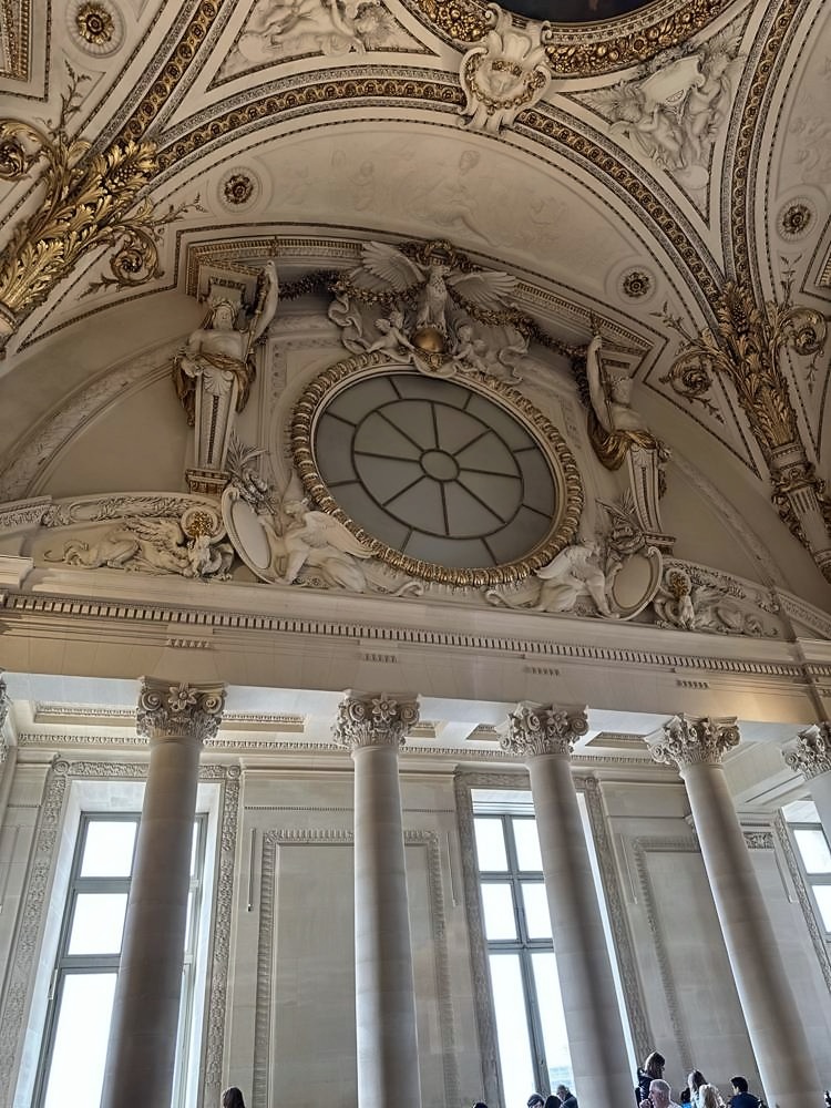 Louvre Museum