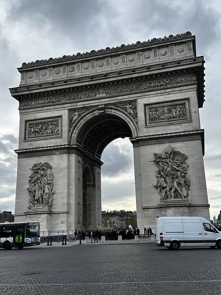 Arc de Triomphe