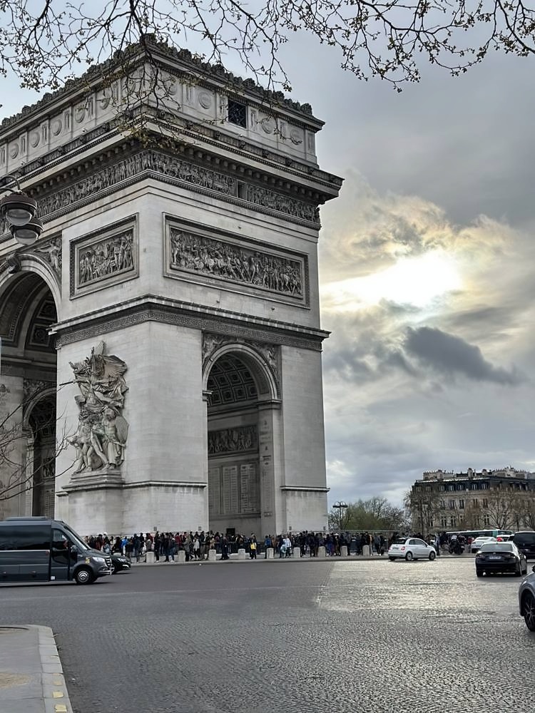 Arc de Triomphe