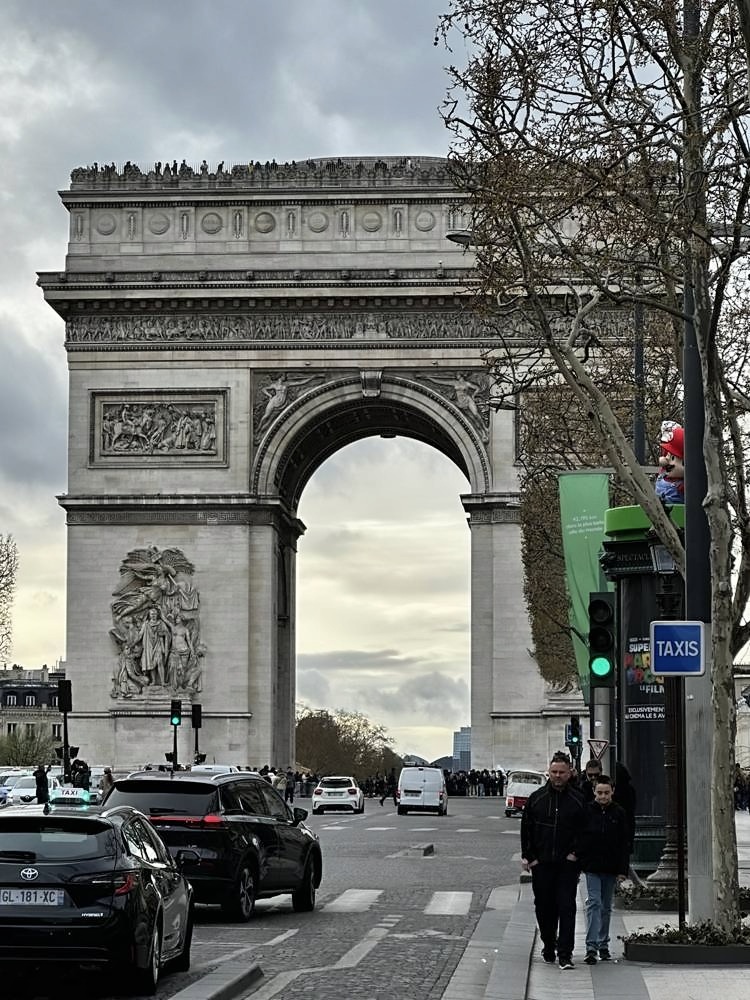Arc de Triomphe