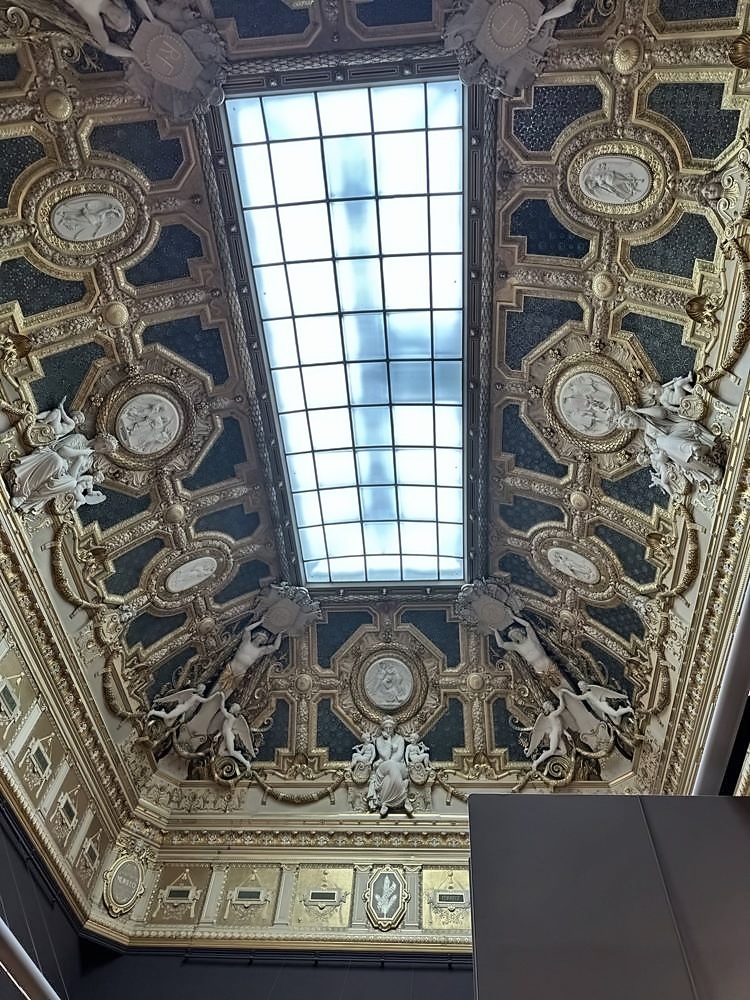 Louvre Museum