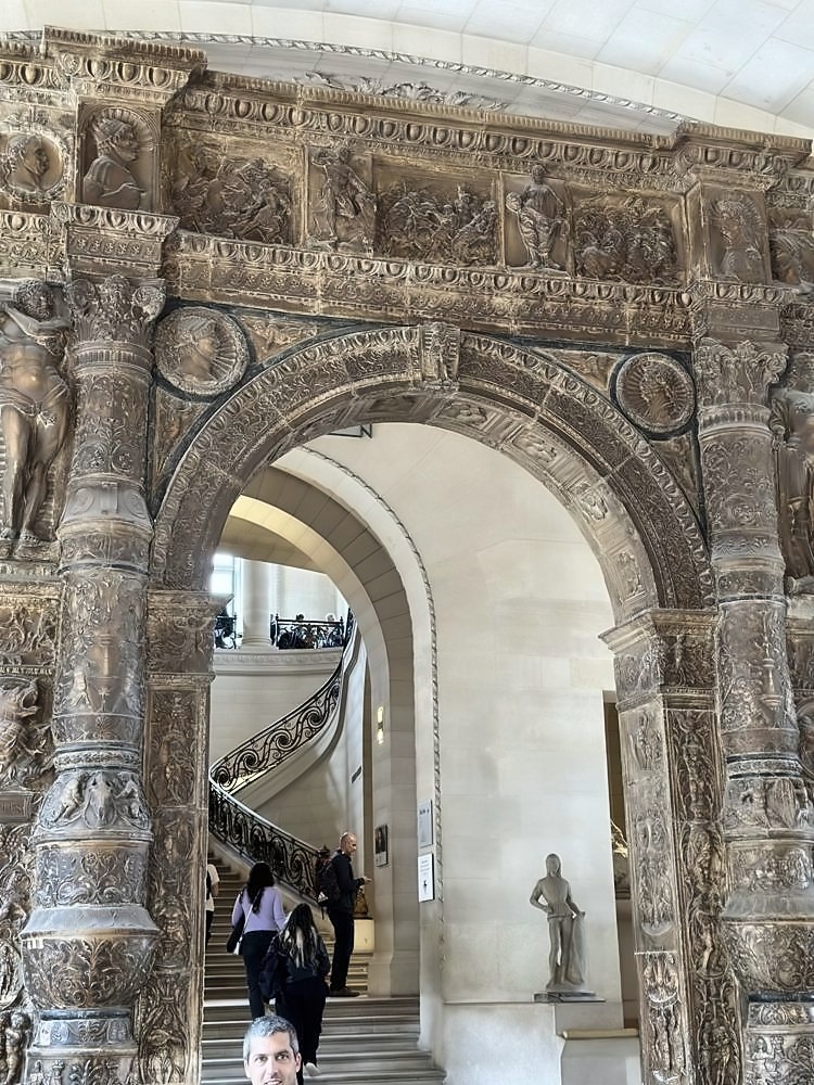 Louvre Museum