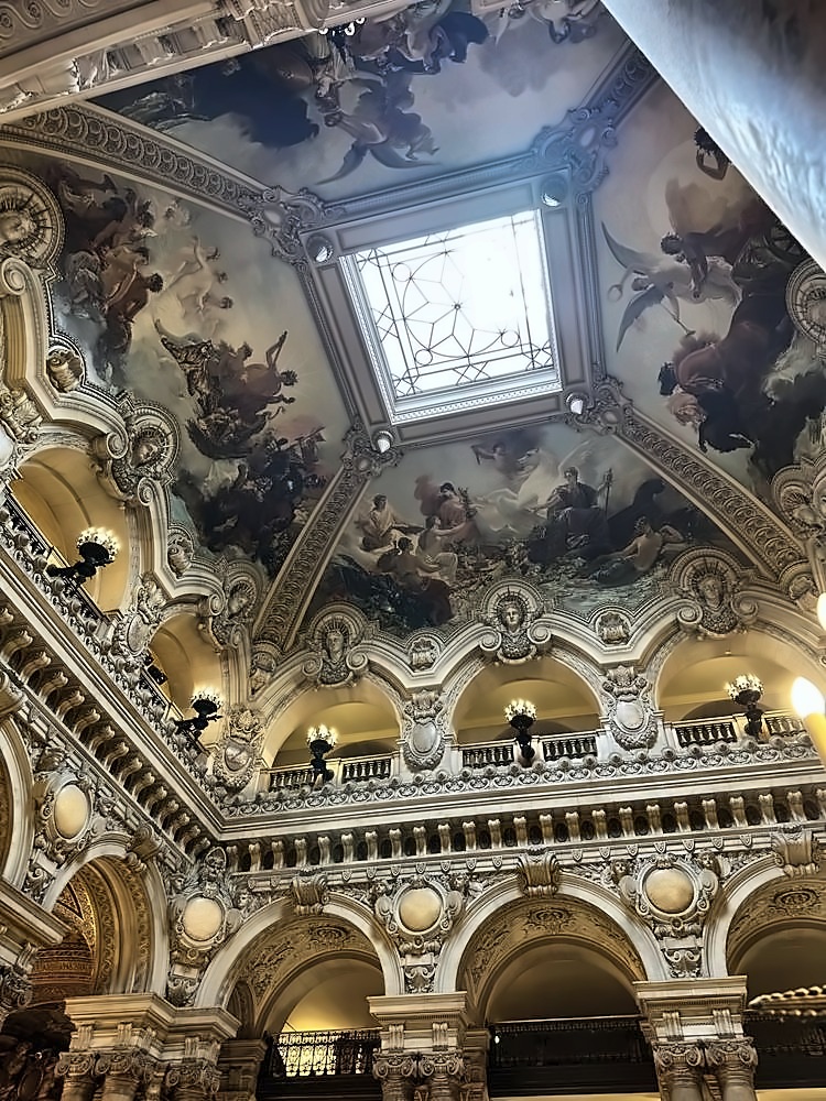 Louvre Museum