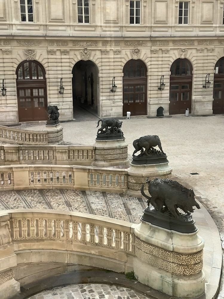 Louvre Museum