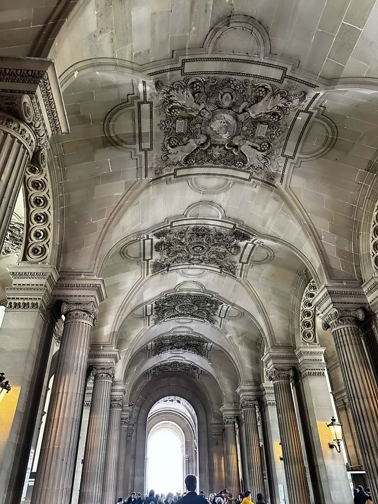 Louvre Museum