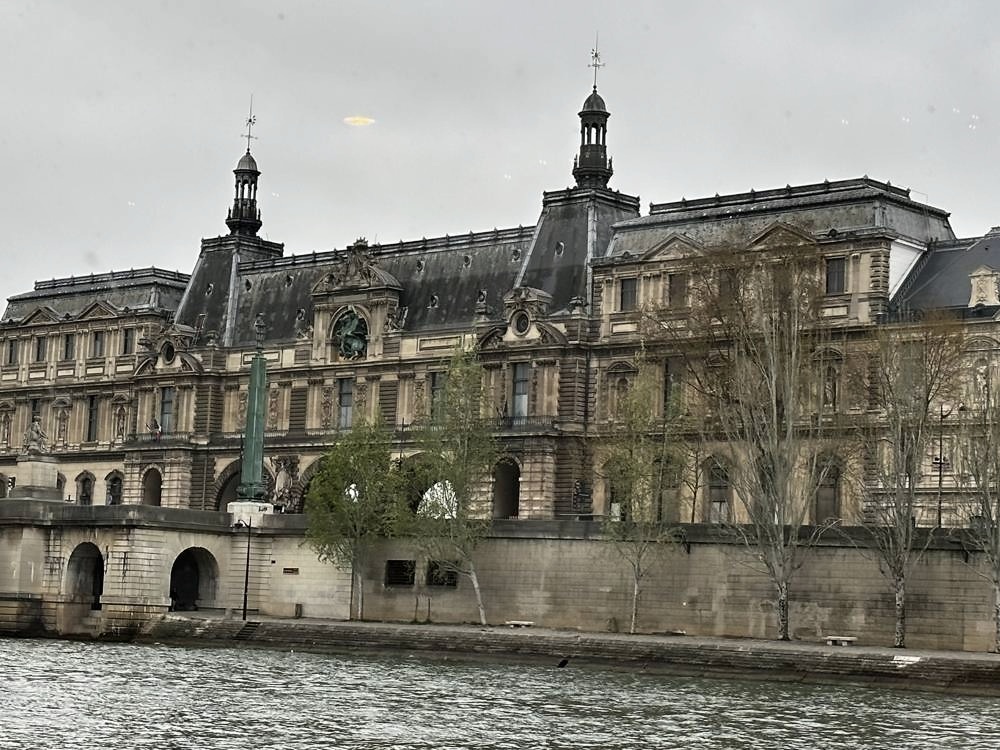 Louvre Museum