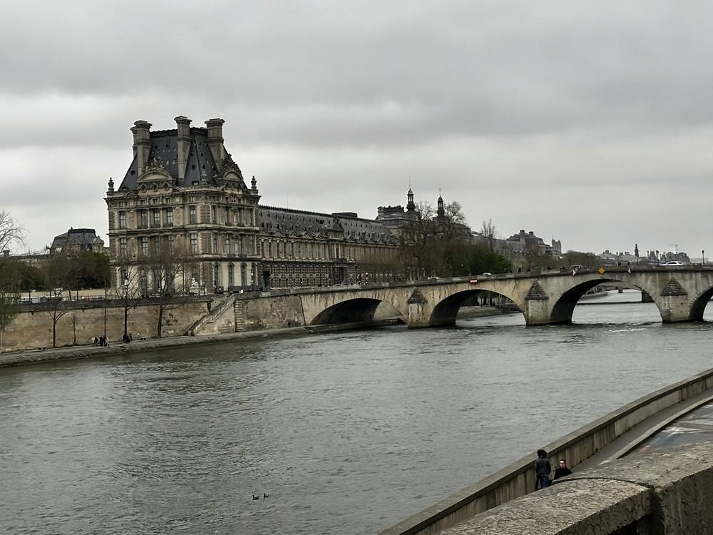 Louvre Museum