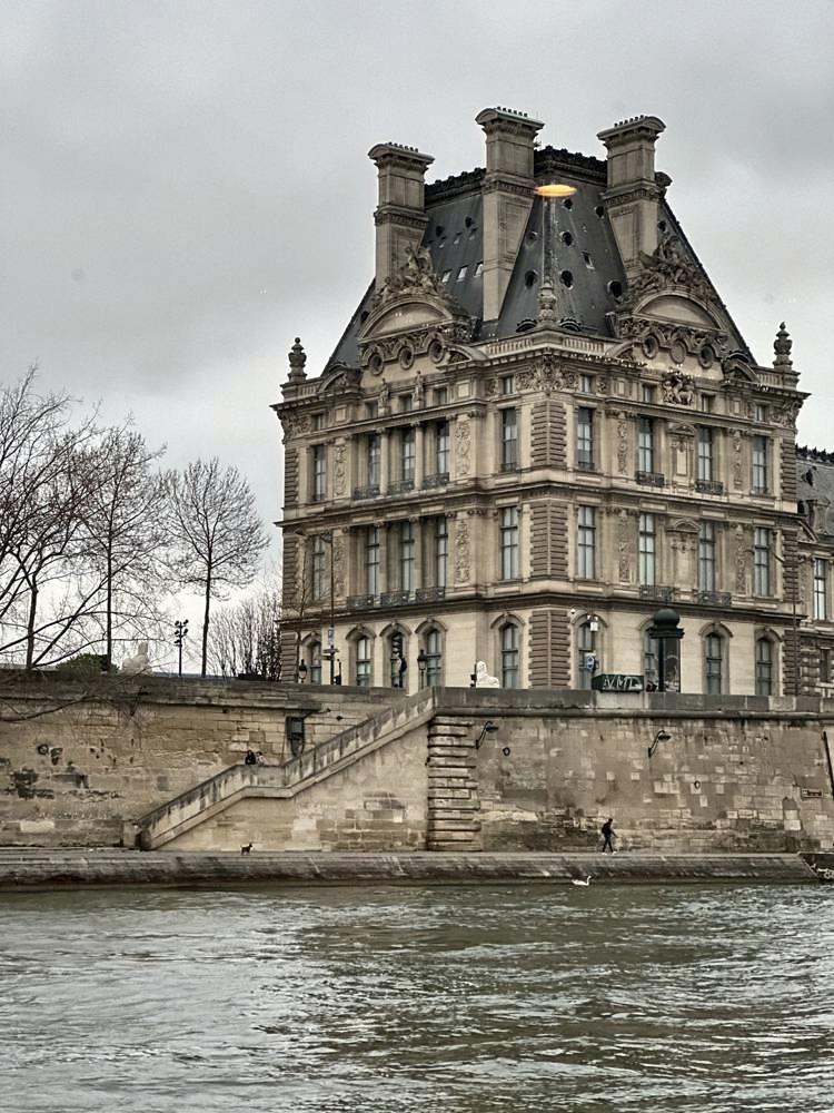Louvre Museum