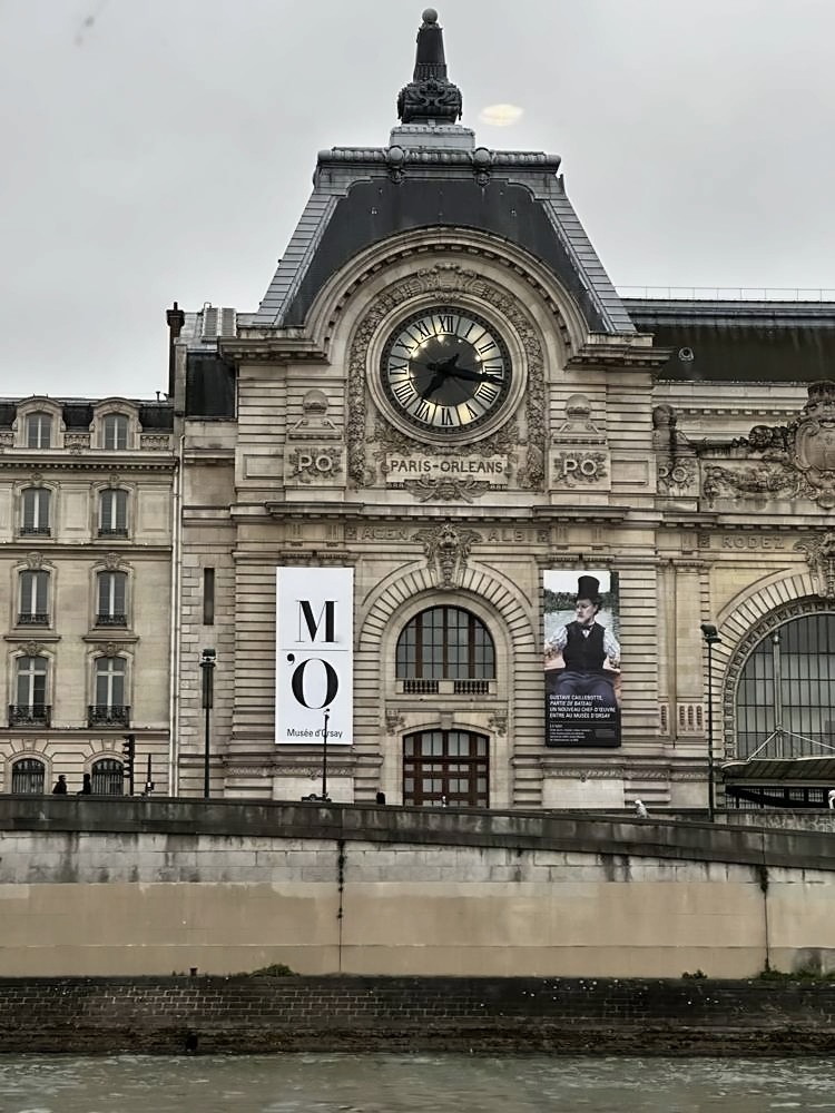 Louvre Museum