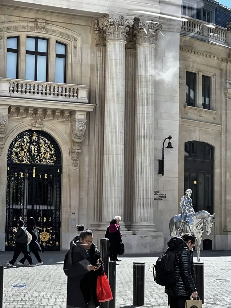 Louvre Museum