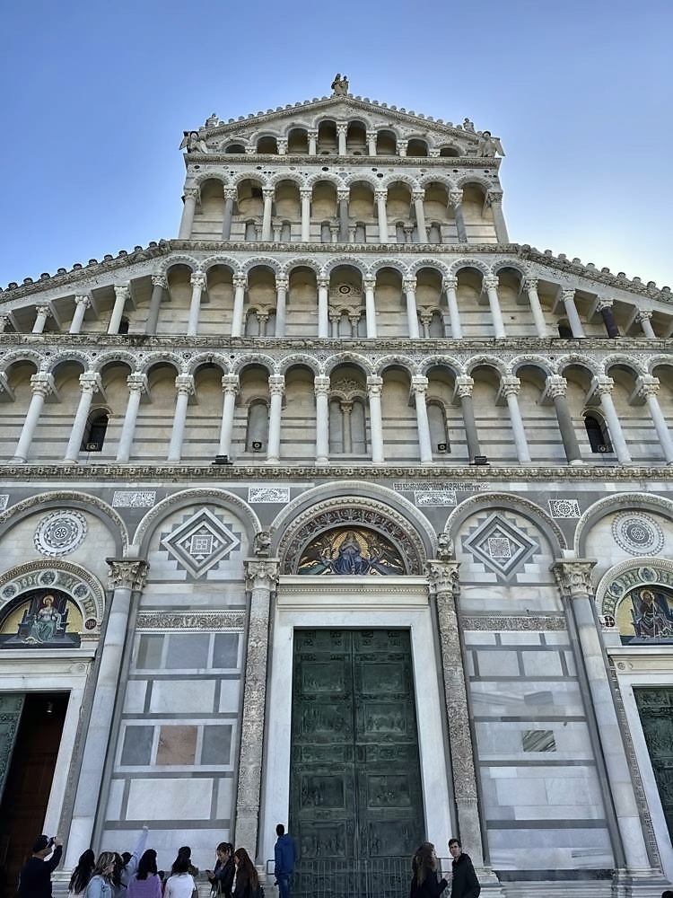 Leaning Tower of Pisa
