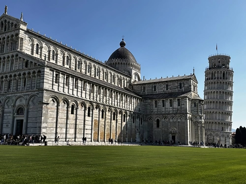 Leaning Tower of Pisa