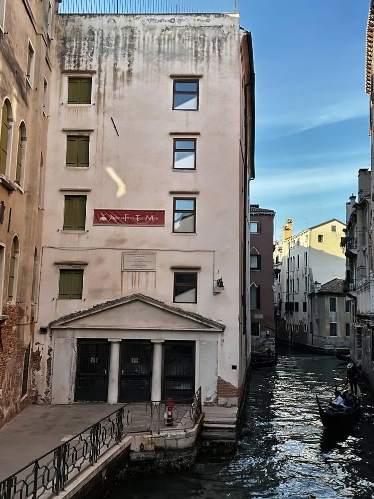 Rialto Bridge