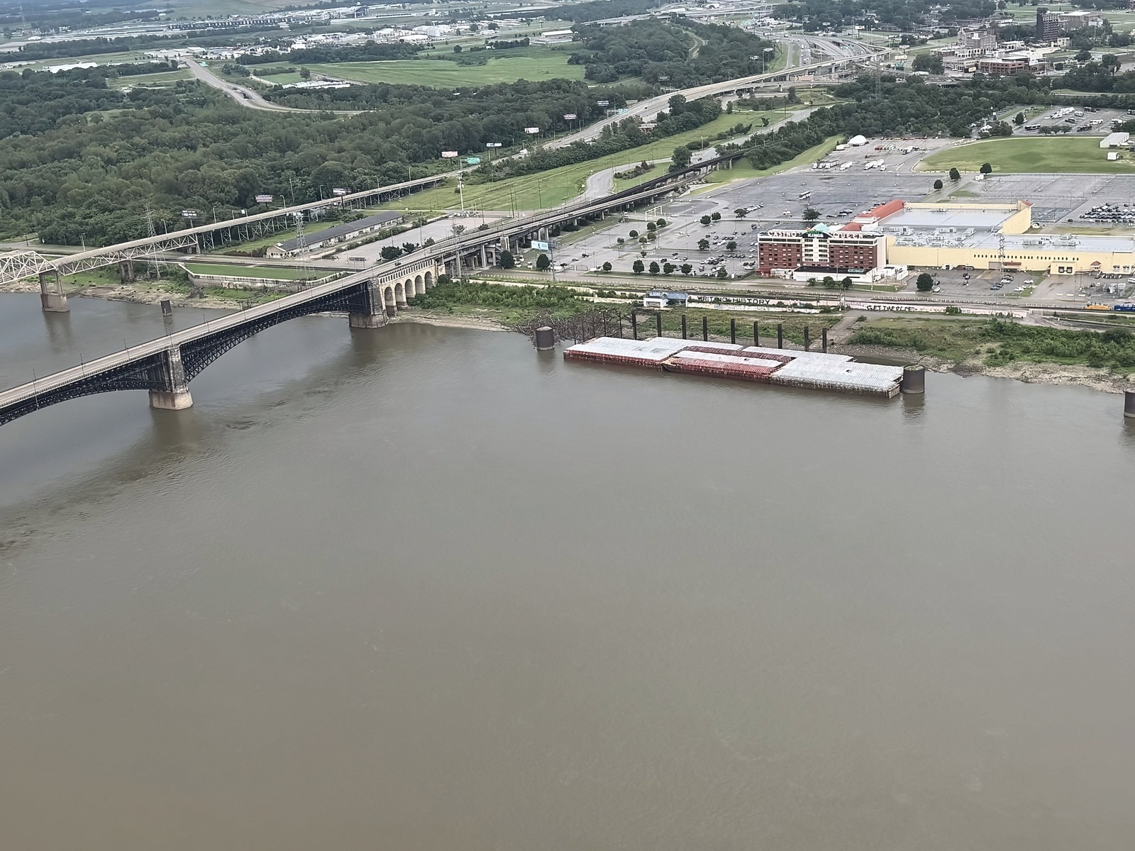 St. Louis 121