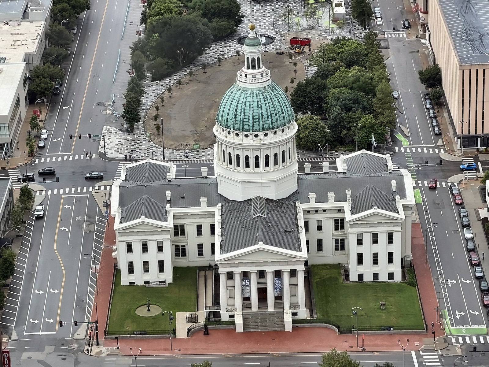 St. Louis 262